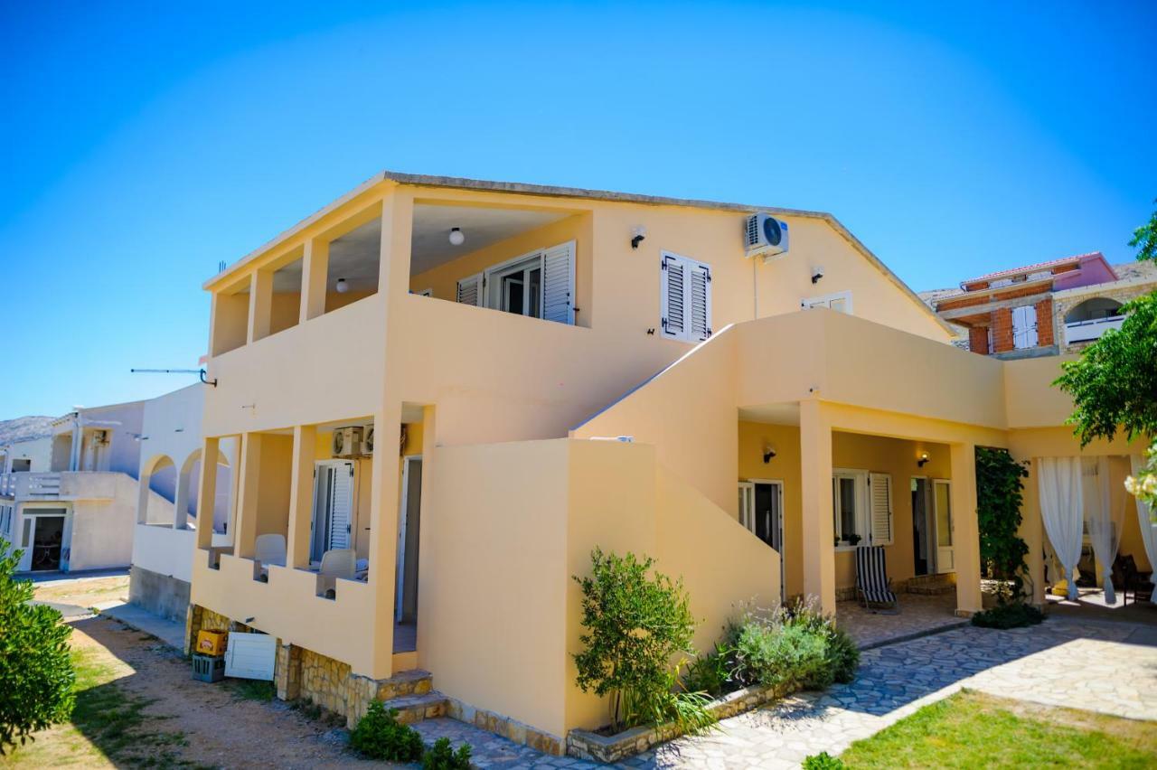 Apartments Lux Pag Pag Town Kültér fotó