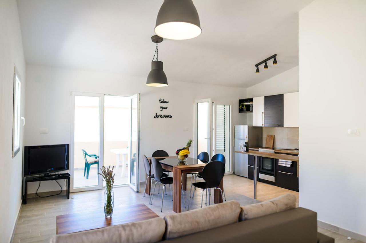 Apartments Lux Pag Pag Town Kültér fotó